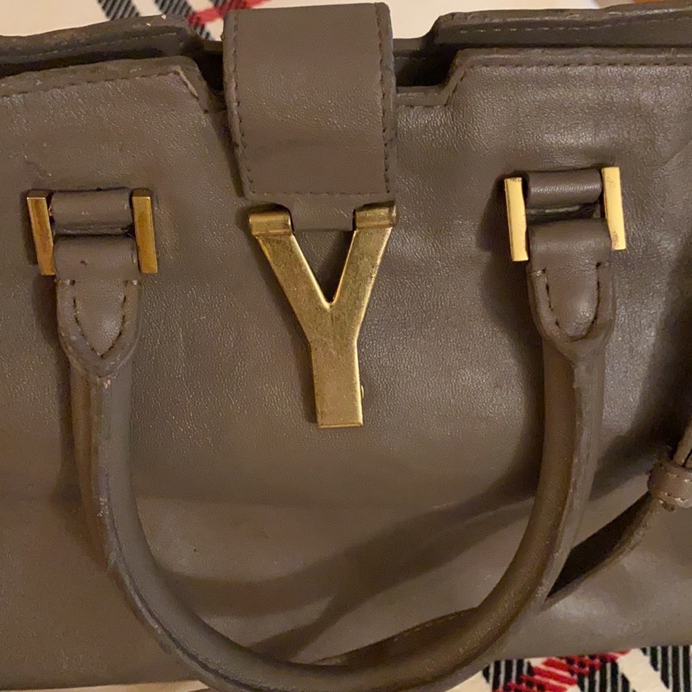 Authentic SAINT LAURENT Calfskin Small Classic Y Cabas Grey - Picture 11 of 11